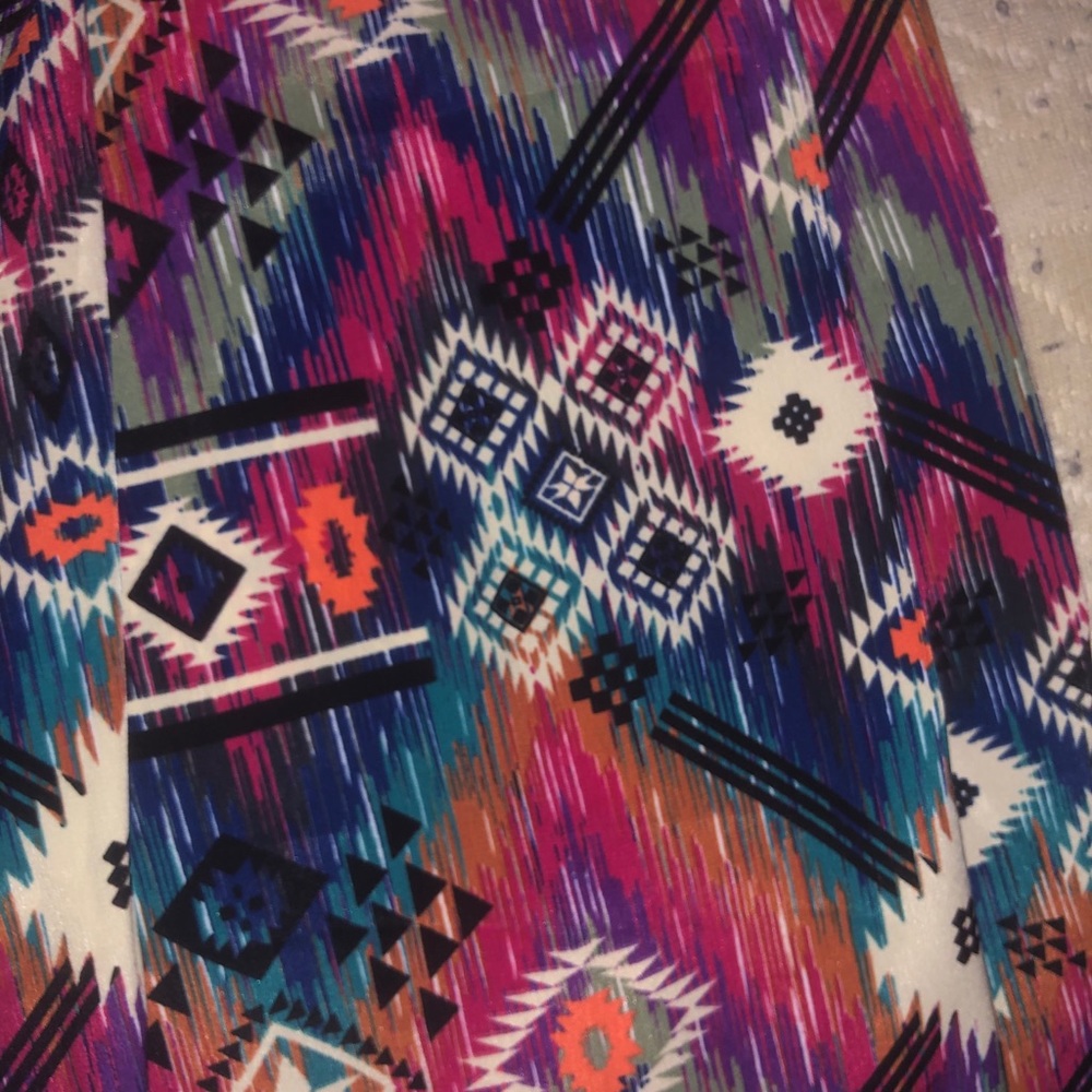 LuLaRoe sleeveless dress accessory